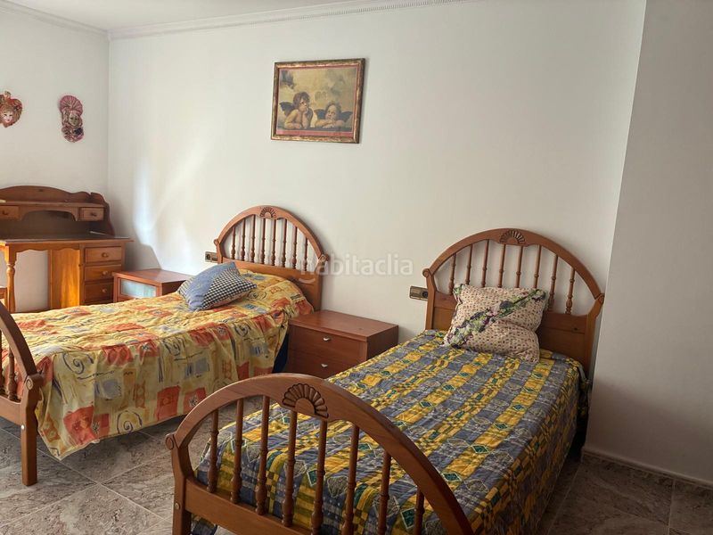 Foto 38aacca7-d884-465d-bfe6-c9313a0c49a8. Casa adossada amb xemeneia calefacció aparcament a Mataró