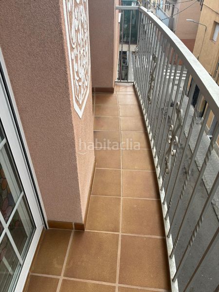 Foto 78561399-38c9-4ff6-a0df-8e92cb8f4307. Casa adossada amb xemeneia calefacció aparcament a Mataró