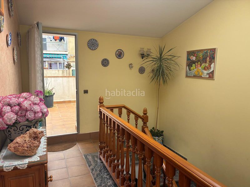 Foto db3d6a1c-0a12-4c17-95b3-e4c67eb527d5. Casa adossada amb xemeneia calefacció aparcament a Mataró