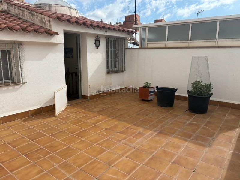 Foto ecfb7a37-40ea-43ce-bcb6-a13a9a19d5c6. Casa adossada amb xemeneia calefacció aparcament a Mataró