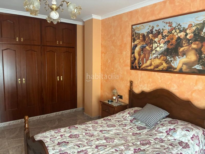 Foto f153eba6-49eb-4e2a-bd7d-90cbcc7a60b5. Casa adossada amb xemeneia calefacció aparcament a Mataró