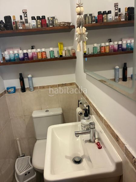 Foto 42a8ed48-eb1f-4253-ba9e-3abb110811ba. Casa aparellada amb xemeneia calefacció a Els Molins Mataró