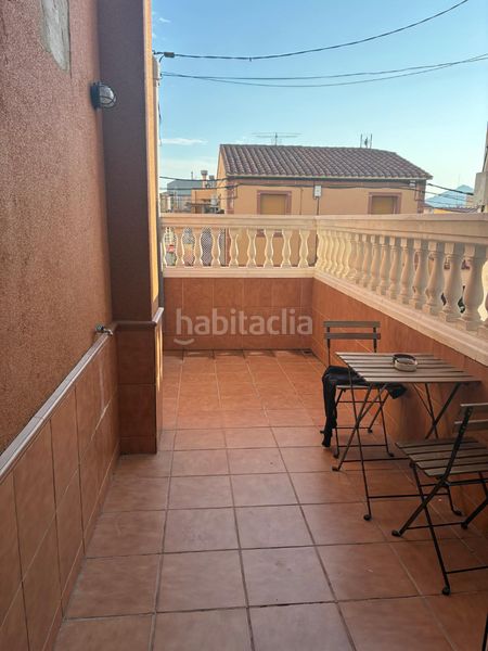 Foto 846438ef-f5c2-40aa-a463-8d1ef8eb7e2f. Casa aparellada amb xemeneia calefacció a Els Molins Mataró