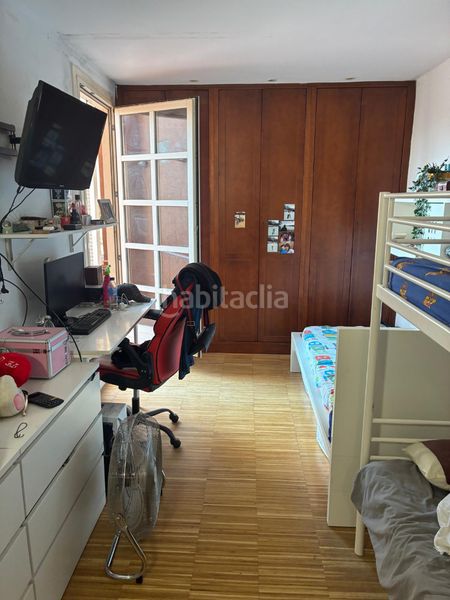 Foto 86fcd971-17a6-43b4-99b9-a50289b58452. Casa aparellada amb xemeneia calefacció a Els Molins Mataró