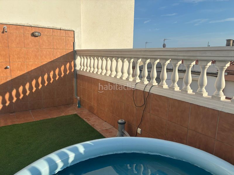 Foto b0982658-d977-40b5-820b-7adc391954c4. Casa aparellada amb xemeneia calefacció a Els Molins Mataró