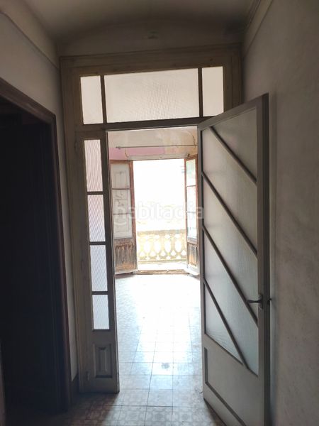 Foto b57a0f7c-1b7a-42de-bf3e-6c7486aa67af. Casa adossada a Eixample Mataró
