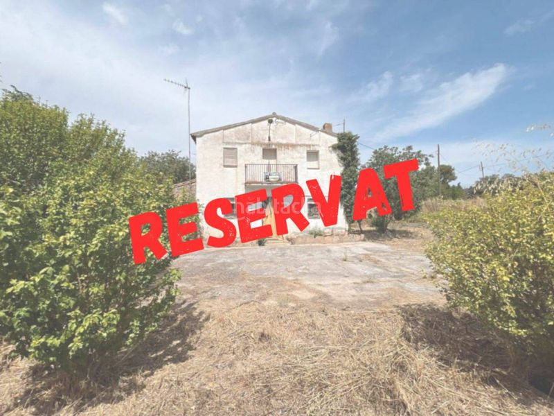 Foto f3d9f130-cf49-4064-9f45-8d026612456e. Masia a Artesa de Segre