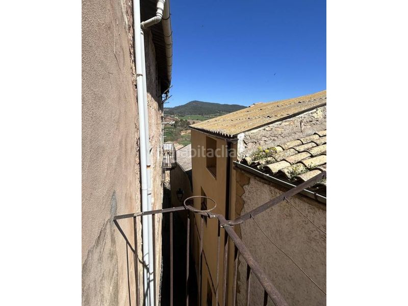 Foto a023b672-46e7-43f2-8f79-125c81c1d948. Casa amb aparcament a Foradada