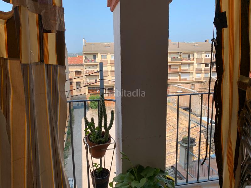 Foto d17c0d3f-8101-4091-8ddd-787c8ec7031e. Edificio edifici + pati en venda a en Ponts
