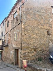 Casa a Carrer del calvari 9. Casa en venta en artesa de segre