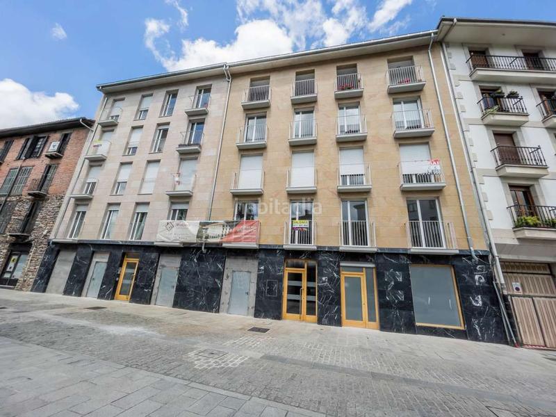 Foto eeb949da-87ce-40dc-bd19-94816e93a824. Alquiler local comercial maalako errebala, local comercial de obra de 78 m2 en Arrasate o Mondragón