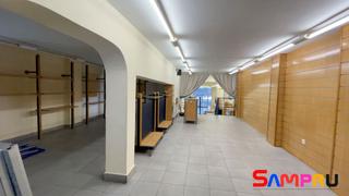 Local Comercial a Bergara. Se vende local de 165 m2 en dos plantas