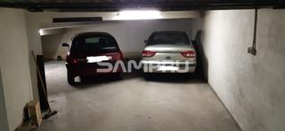 Aparcament cotxe a Arrasate o Mondragón. Garaje para dos coches y sitio para almacenar.