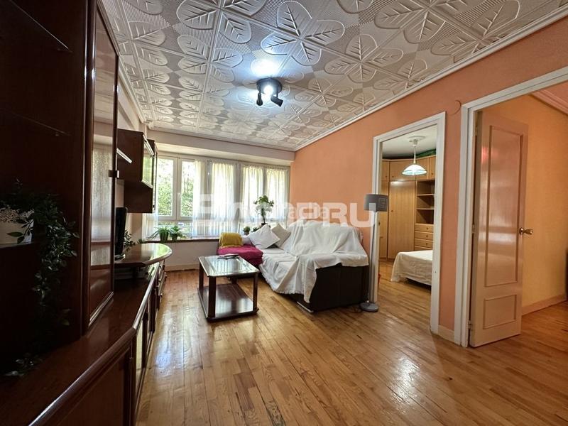 Foto c6187322-eae3-449b-953b-25ede46ea560. Piso se vende piso en obenerreka con camarote de 8m2 en Arrasate o Mondragón