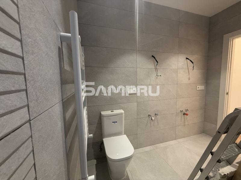 Foto 36680925-613d-4c0c-a54b-5bf6dbeb26bc. Appartement avec chauffage dans Lovaina Vitoria - Gasteiz