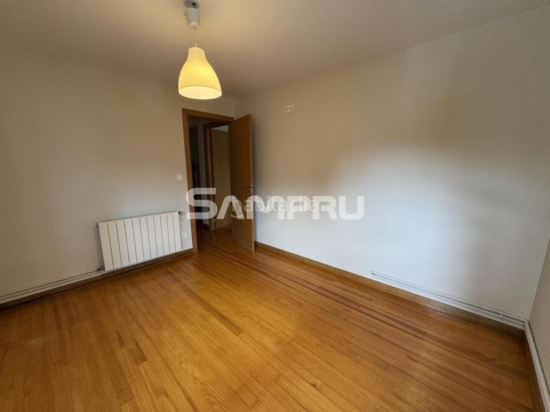 Foto 0222d1a7-62b9-4a68-9893-799a283b743f. Pis amb calefacció aparcament a Arrasate o Mondragón