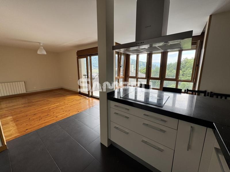 Foto 45c87e7d-eeaf-49eb-8b51-8521ce83f85f. Pis amb calefacció aparcament a Arrasate o Mondragón