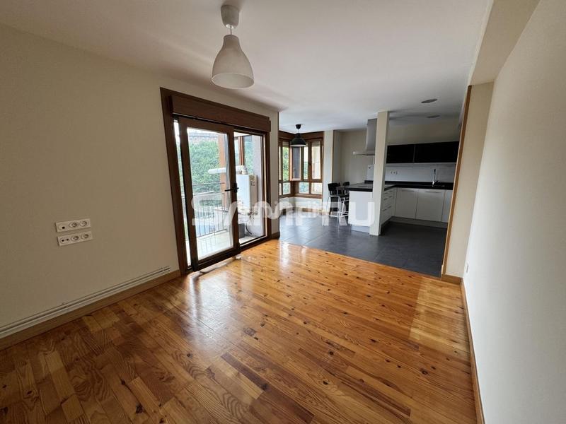 Foto b8a7f1f6-693d-42cd-a404-c5e7222e77e1. Pis amb calefacció aparcament a Arrasate o Mondragón