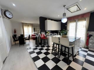 Appartement en Aretxabaleta. Herriko plaza, amplio piso reformado