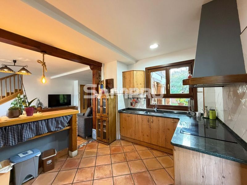 Foto 5d7ffd70-2143-4791-9a16-0024744acd6e. Casa adossada amb calefacció aparcament a Bergara