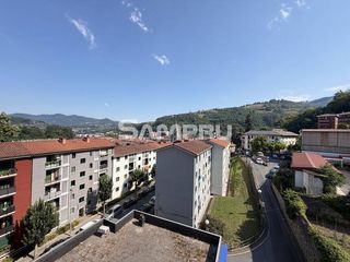 Appartamento in Bergara. Zabalotegi, 3 dormitorios con ascensor cota 0, en edificio rehab