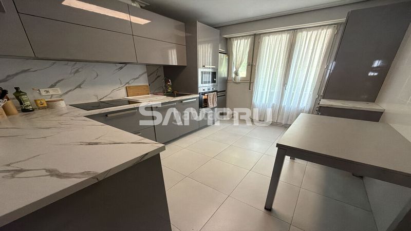Foto 48db0b3a-f26c-4aed-93d3-60da35277ab0. Appartamento con riscaldamento in Eibar