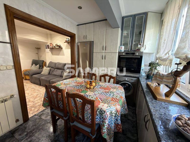 Foto 16a5914f-a58f-49d7-b8e9-c2227d5931ee. Appartamento con parcheggio in Andoain