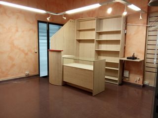 Rent Business premise in Nucli Urbà