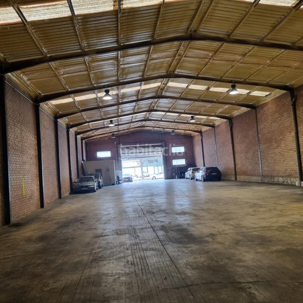 Foto f58bc00b-c52f-4b4d-9ba6-445ad8f25435. Alquiler nave industrial en Poble Sec Igualada