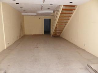 Affitto Locale commerciale in Nucli Urbà