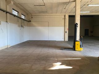 Lloguer Nau industrial a Centre