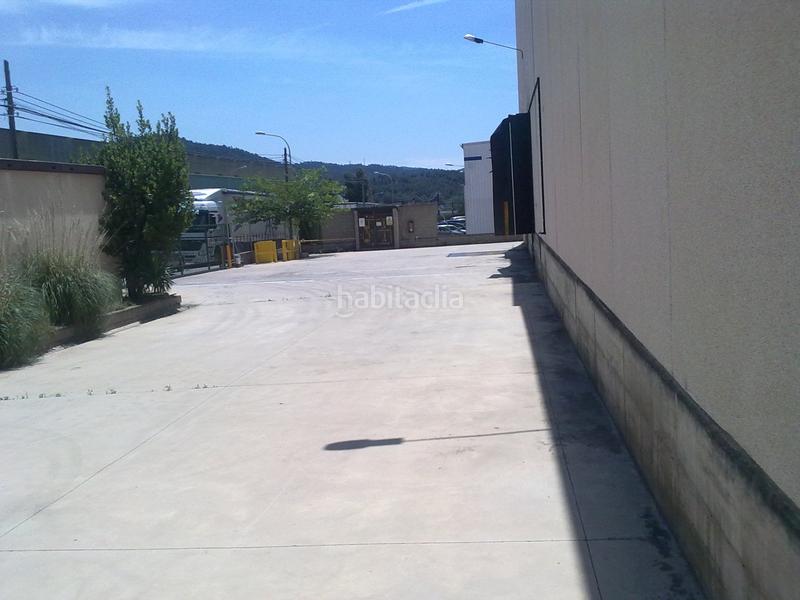 Foto b6bf671a-4f29-45f2-ae0e-f137f4a67d1c. Alquiler nave industrial en Castellbisbal