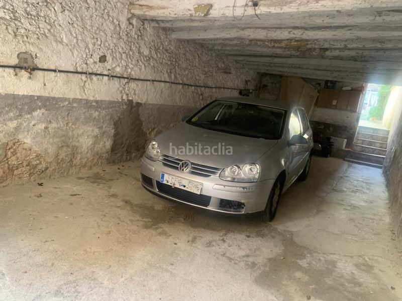 Foto d222200a-b547-4080-9305-dfd41994d7b7. Casa adosada en Nucli Urbà Esparreguera