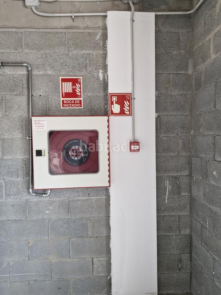Foto 4fedbae2-6e9e-4e36-acf9-0308d3ba966a. Location bâtiment à usage industriel dans El Pla Sant Feliu de Llobregat