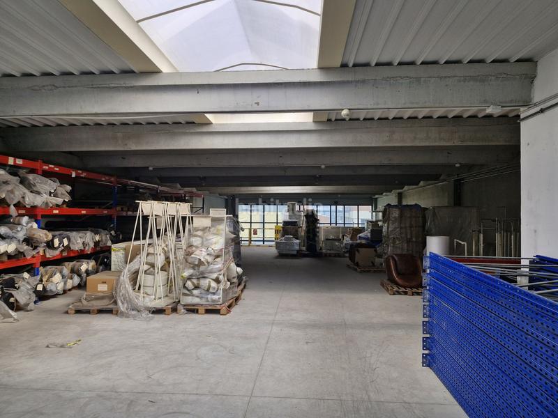 Foto 695066d4-8f36-4feb-be0d-030343d52598. Alquiler nave industrial en El Pla Sant Feliu de Llobregat