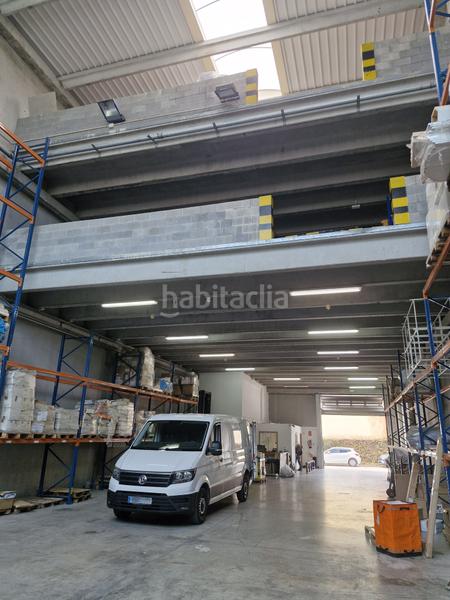 Foto a5311693-3f72-4260-9951-2d2de7ed566f. Alquiler nave industrial en El Pla Sant Feliu de Llobregat