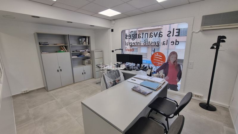 Foto 3930087e-1558-4ef5-a81e-e43a376ec495. Miete büro mit heizung in Abrera
