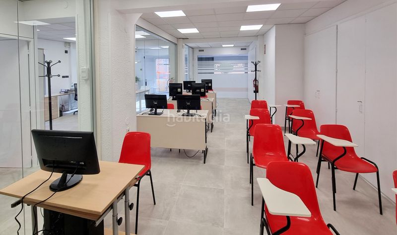 Foto c5b59971-f301-446c-abf4-0b3cf8024db6. Miete büro mit heizung in Abrera