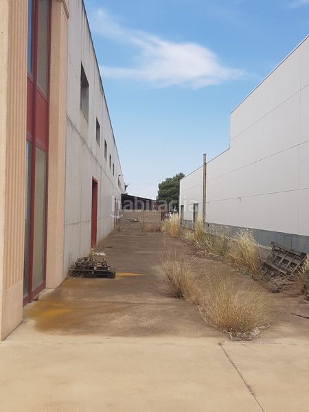Foto 571b0457-dc4e-4a41-944f-dee1bb4b1c43. Nau industrial a Tàrrega