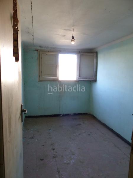 Foto f308b81c-de43-473e-90d0-01c949c5be7d. Semi detached house in Nucli Urbà Esparreguera