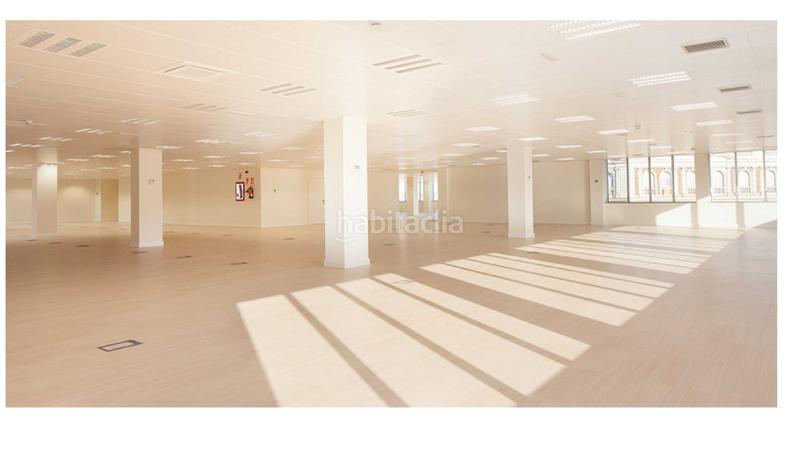 Foto 8ea2c983-ed4a-4af4-a2b9-88e7cbcb587d. Location bureau avec parking dans Sagrada Família Barcelona