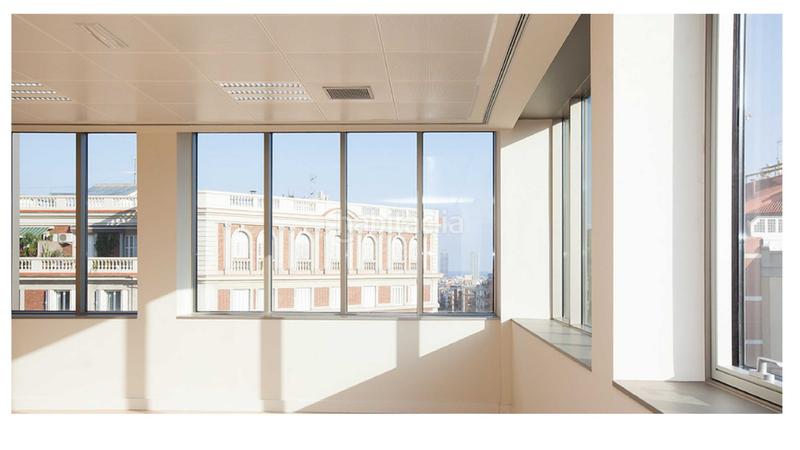 Foto aa9c12bb-def7-41e5-848f-01d4177ad18d. Location bureau avec parking dans Sagrada Família Barcelona