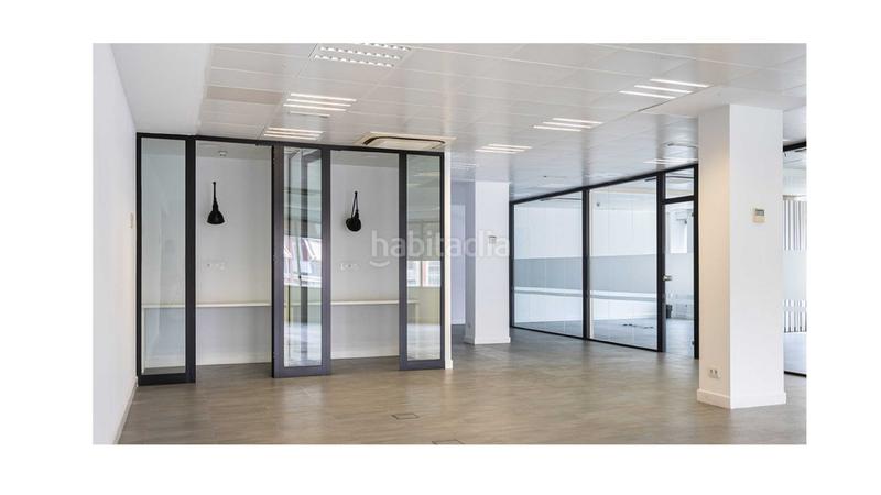 Foto ebff2c13-c50b-4451-be4e-631d4074de0a. Location bureau avec parking dans Sagrada Família Barcelona