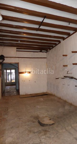 Foto 15575a16-7e16-46d2-b5c4-ba82a3265c11. Casa adossada a Nucli Urbà Esparreguera