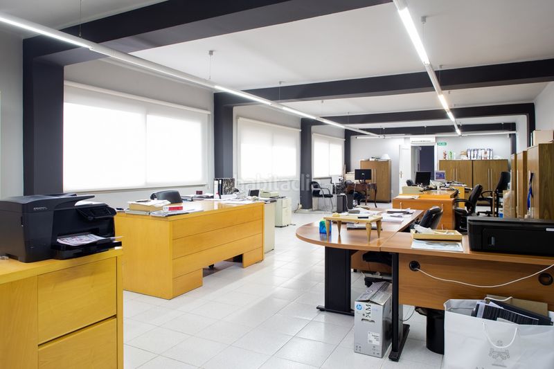 Foto 98a1be6f-1c93-4d8b-b55b-7af7f8097f63. Rent industrial building in Beniparrell
