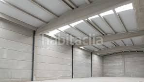 Foto 9254f53c-1899-4a01-bd03-622167976623. Nau industrial a Picassent