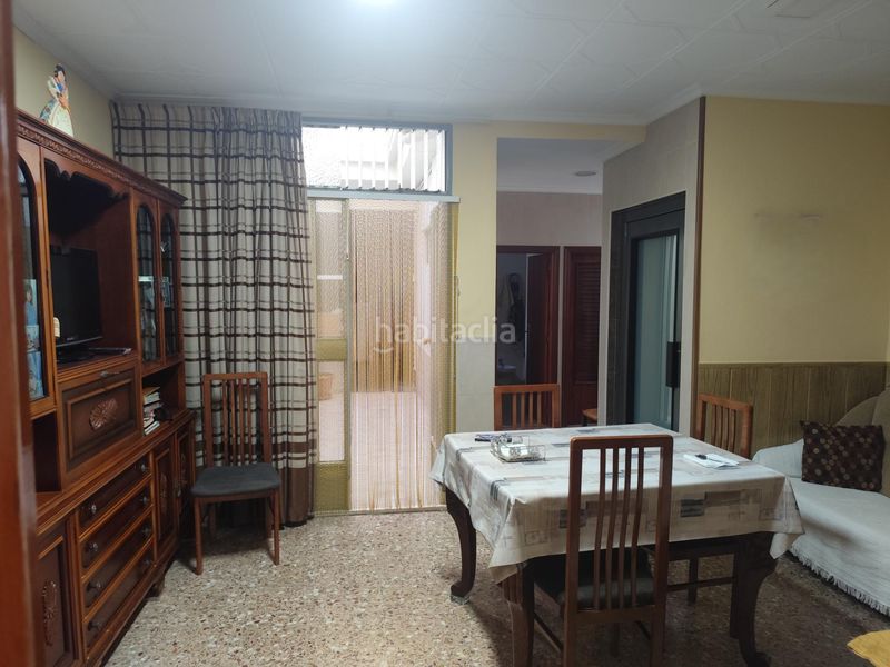 Foto a5c4e788-928c-4de7-9e81-88283dadad5c. Casa adossada amb aparcament a Alcácer