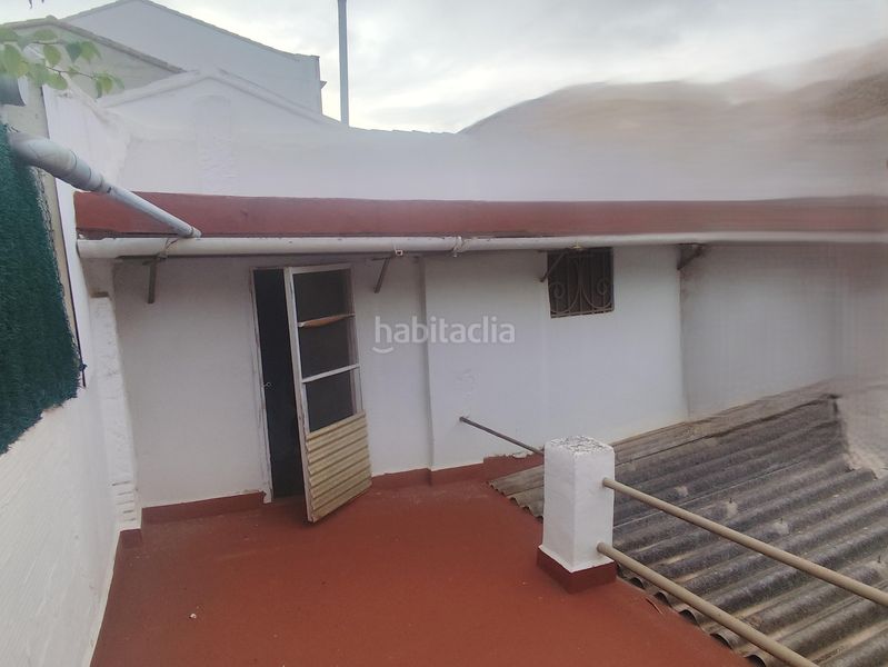 Foto ebb09b95-5ef1-4e85-b0d3-c823368fa19a. Casa adossada amb aparcament a Alcácer