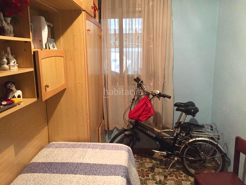 Foto 15e503b6-5088-45ba-8c85-3f2140fcbb71. Flat with heating in Riu Sud Santa Coloma de Gramenet