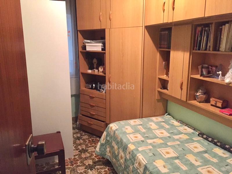 Foto ec51d932-a789-407a-b5a0-d40a686b6212. Flat with heating in Riu Sud Santa Coloma de Gramenet